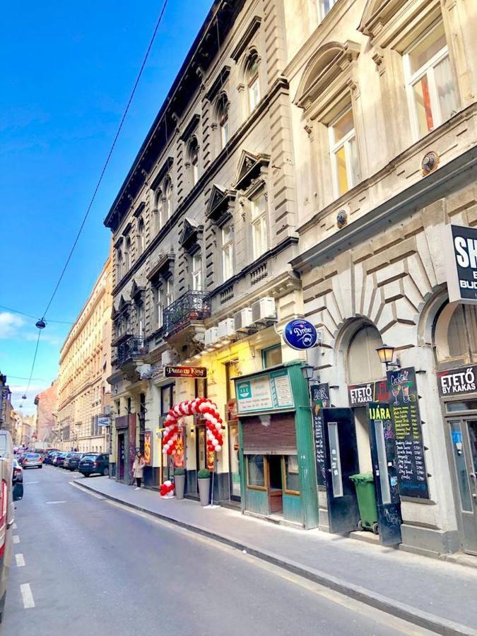 Cosy And Central Apartment With 4 Bedrooms And A/C Budapest Exterior foto