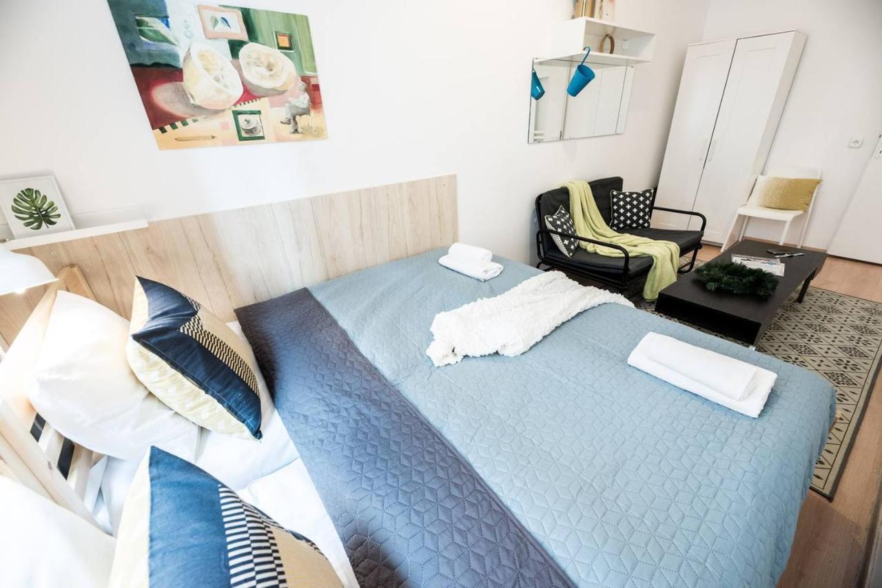 Cosy And Central Apartment With 4 Bedrooms And A/C Budapest Exterior foto